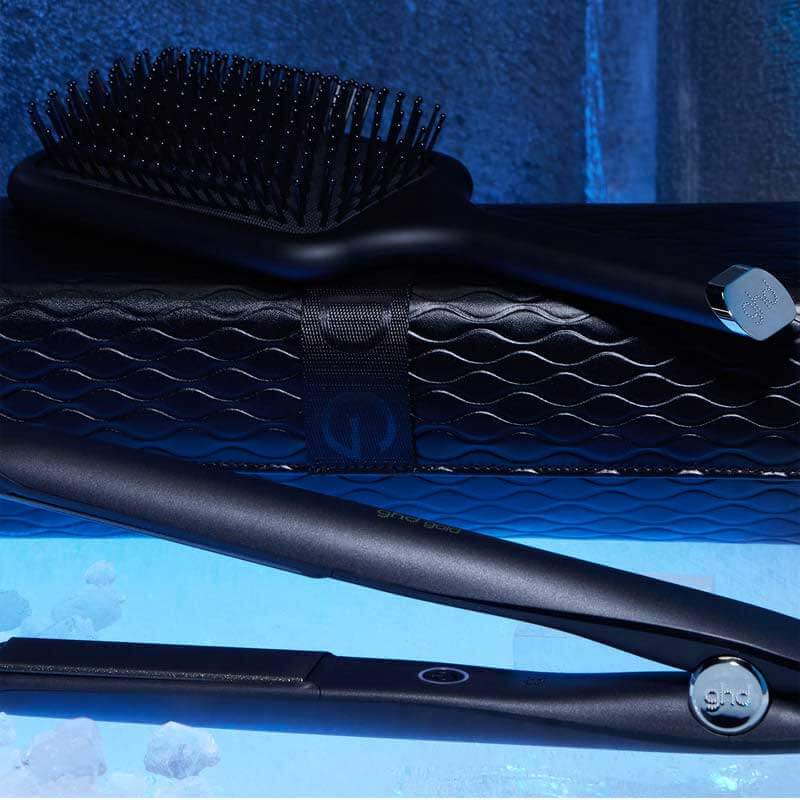 ghd, ghd Gold Hair Straightener Gift Set, set with straightener and hairbrush, ghd hairbrush, ghd straightener