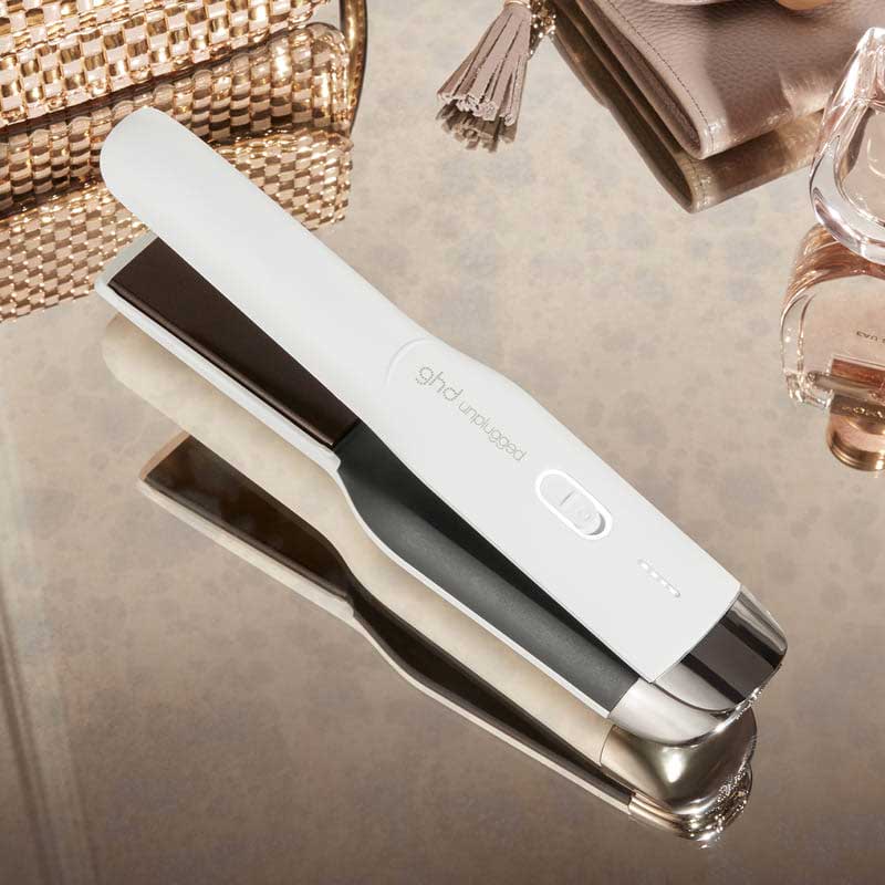 ghd Unplugged Hair Straightener Matte White