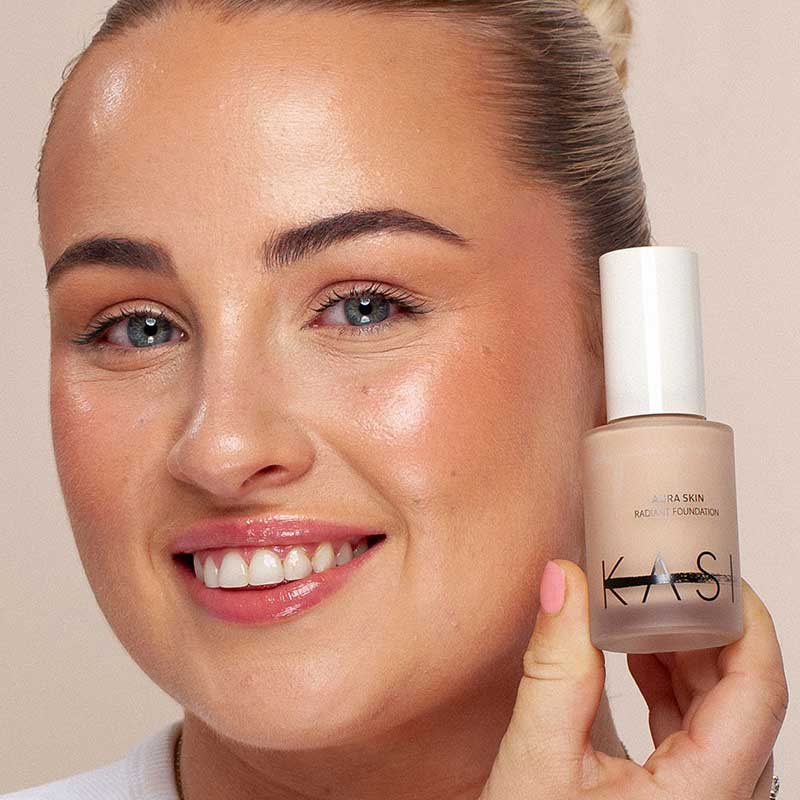 KASH Beauty Aura Skin Radiant Foundation