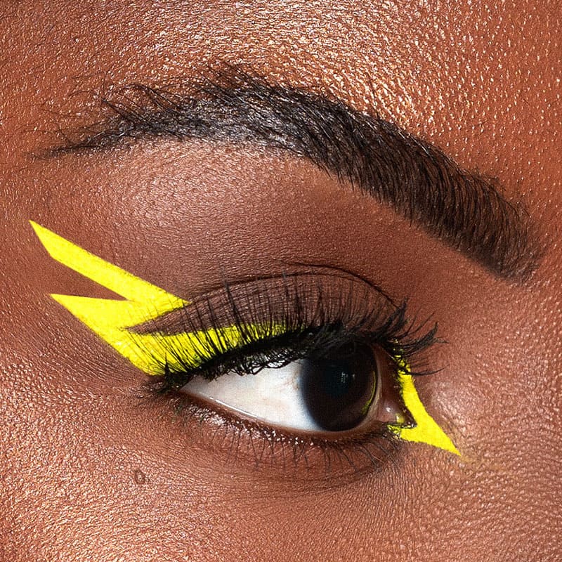 Kash Beauty Precision Paints | Sonic Bolt | water activated | eyeliner | mix | customize | blend 