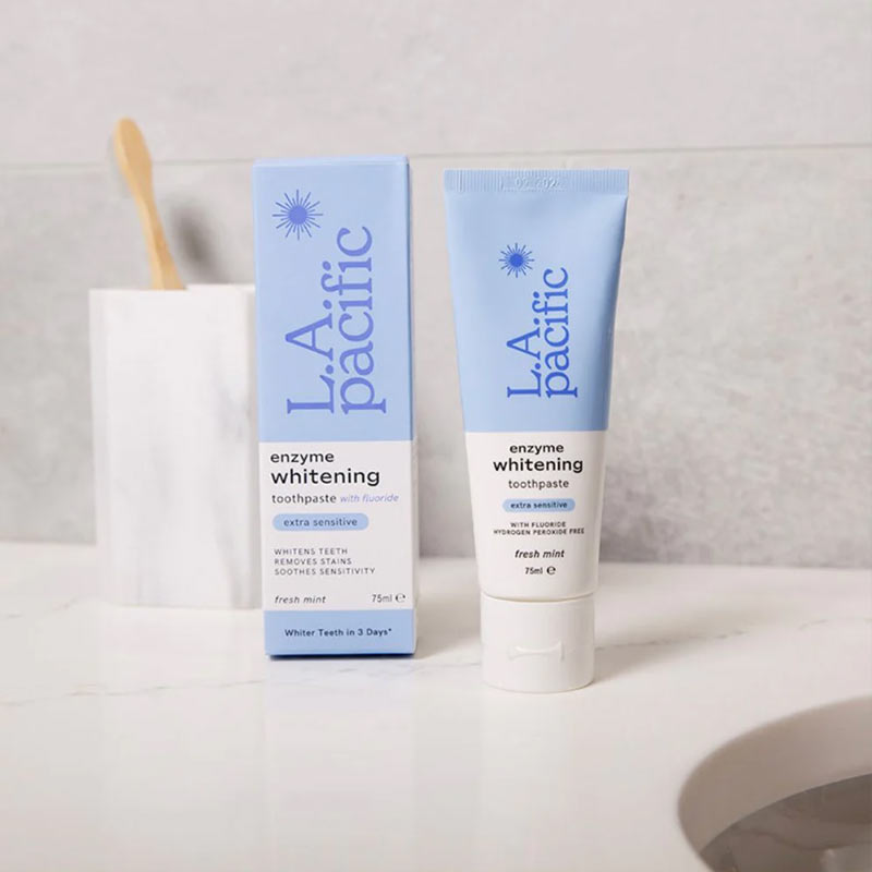 LA Pacific Enzyme Whitening Extra Sensitive Toothpaste | extra sensitive | whitening toothpaste | white teeth | brighter | remove stains | soothes 