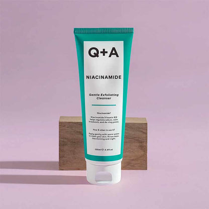 Q+A Niacinamide Gentle Exfoliating Cleanser | vitamin b3 exfoliator